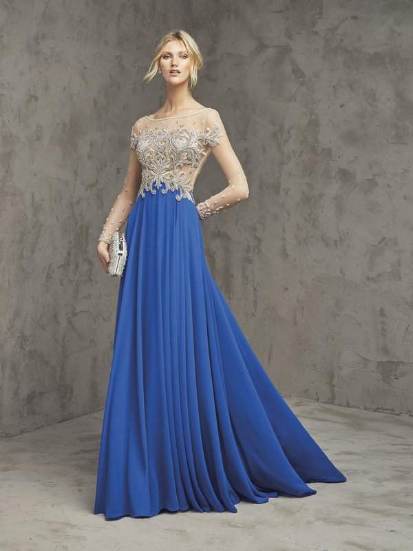 vestido com corpo de renda