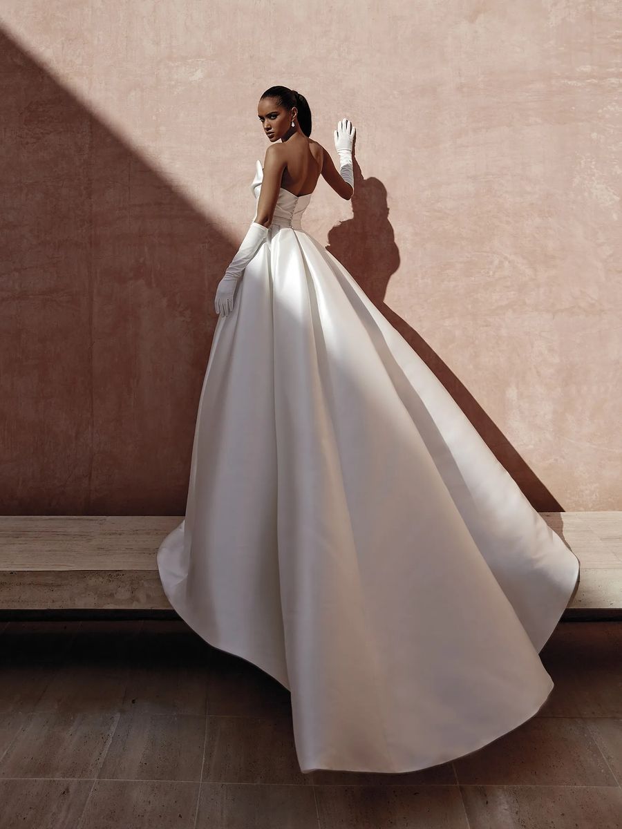 Vestido de noiva Landon, princesa em mikado — Boutique de Noivas, Nova Iguaçu, Rio de Janeiro — foto 2 de 3