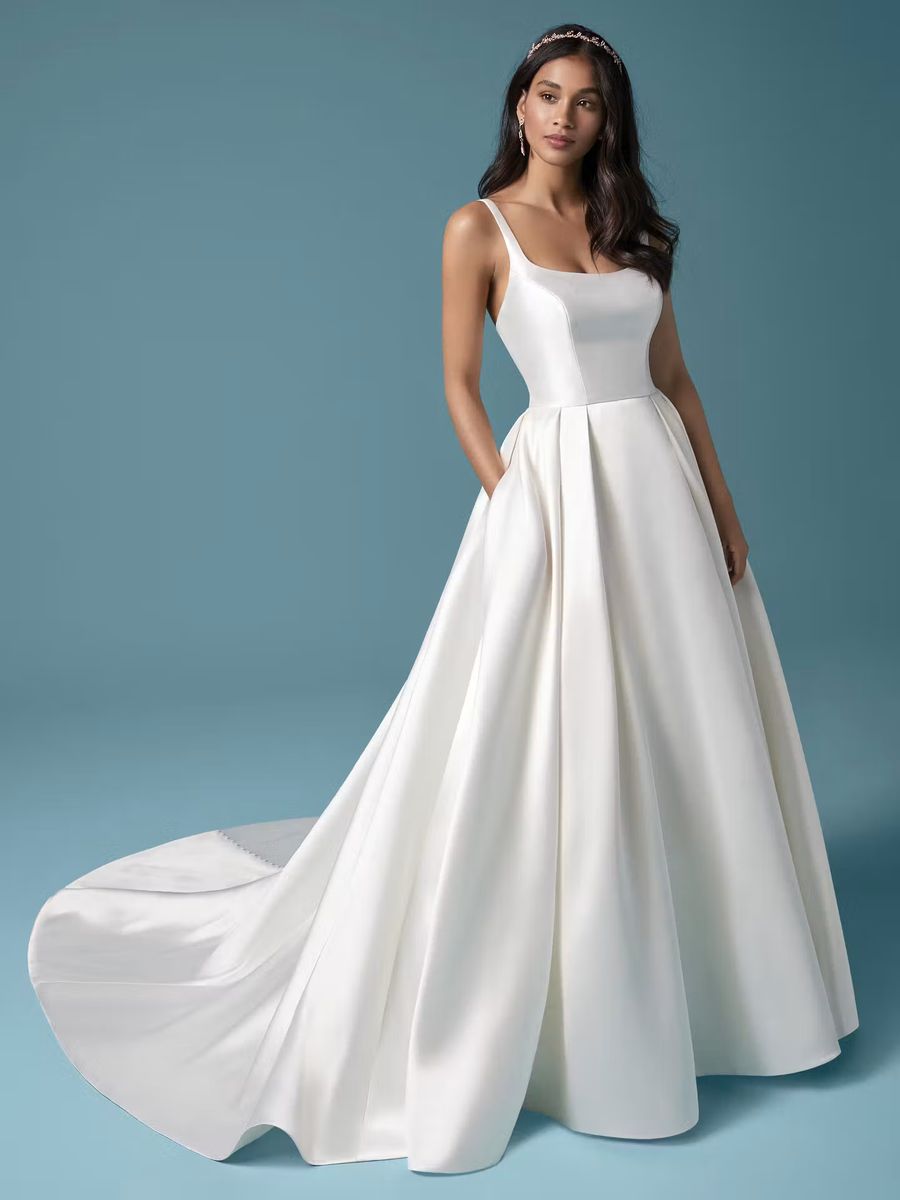 Vestido de noiva Selena, princesa em mikado — Boutique de Noivas, Nova Iguaçu, Rio de Janeiro — foto 3 de 3